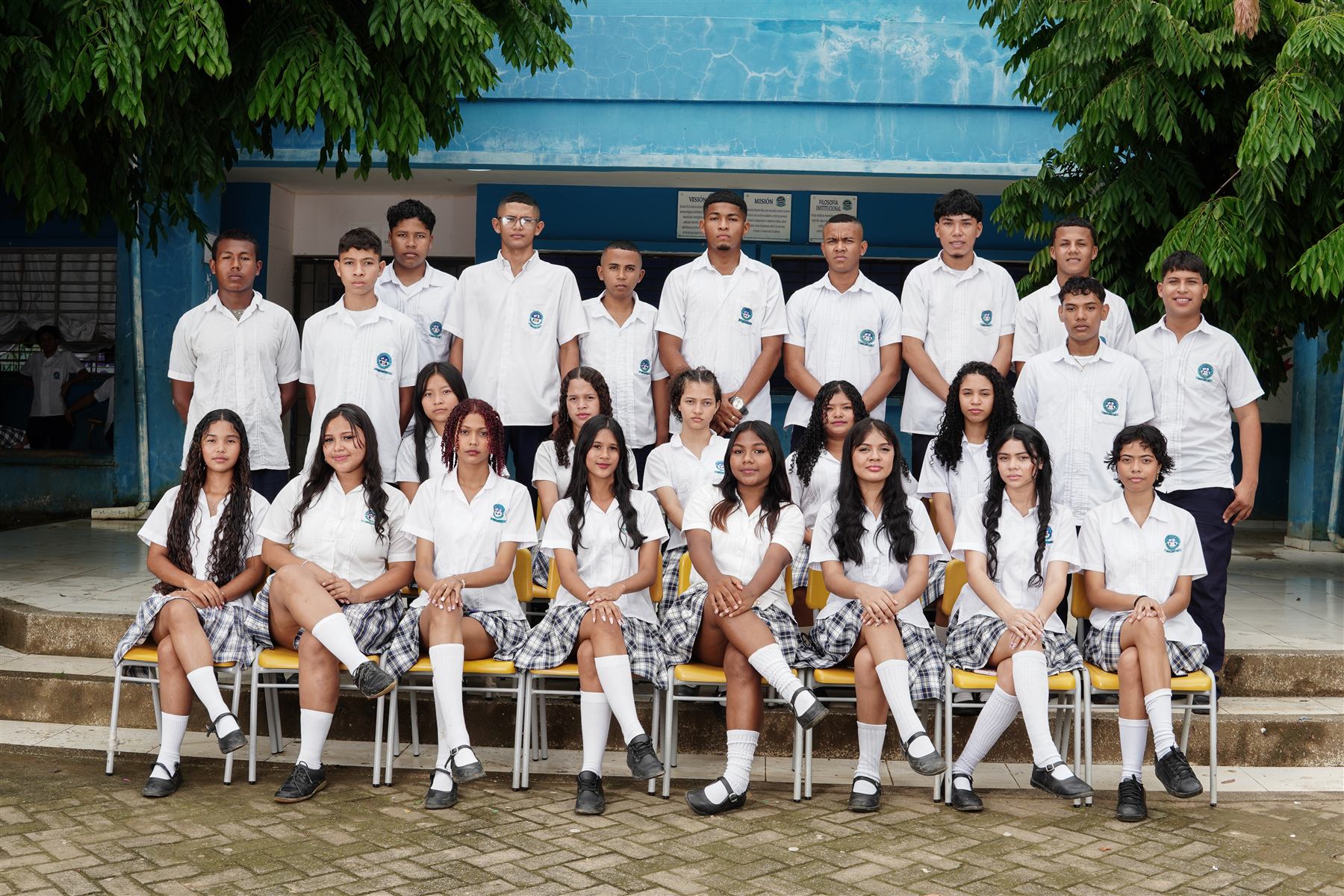 Tercer grupo de la promocion 2025 en jornada fotografica institucional